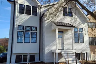 5365 N Bowmanville Ave, Chicago, IL 60625 - Photo 1