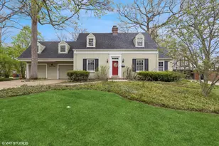 1240 Hawthorne Ln, Downers Grove, IL 60515 - Photo 1