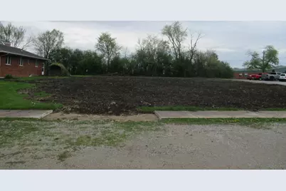 113 W Van Alstyne Street, Cullom, IL 60929 - Photo 1