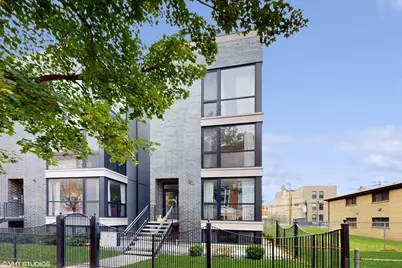1350 N Claremont Avenue #2, Chicago, IL 60622 - Photo 1