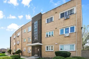 10332 S Pulaski Rd, Oak Lawn, IL 60453 - Photo 1