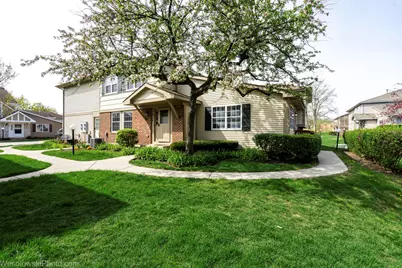 418 Tanglewood Court, Vernon Hills, IL 60061 - Photo 1