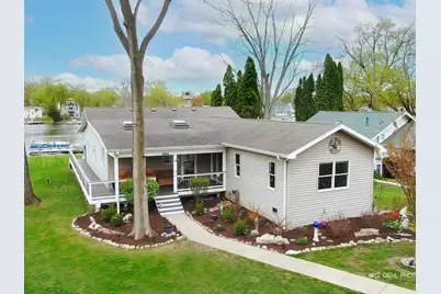 2601 N Villa Lane, McHenry, IL 60051 - Photo 1