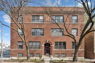 1528 W Ardmore Ave, Chicago, IL 60660 - Photo 1