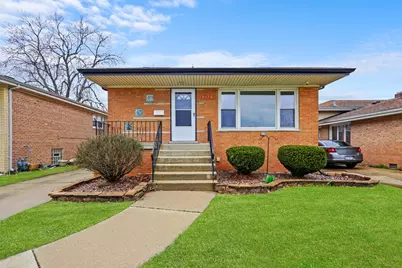 322 Calhoun Avenue, Calumet City, IL 60409 - Photo 1