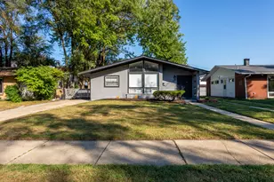 359 Merrill Ave, Calumet City, IL 60409 - Photo 1