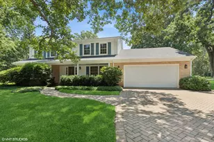 263 Linden Ave, Lake Forest, IL 60045 - Photo 1