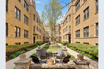 1358 W Estes Avenue #2W, Chicago, IL 60626 - Photo 1