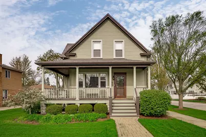 220 N Myrtle Avenue, Elmhurst, IL 60126 - Photo 1