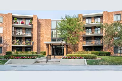1405 E Central Road #210B, Arlington Heights, IL 60005 - Photo 1