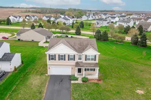 2036 Wren Rd, Yorkville, IL 60560 - Photo 1