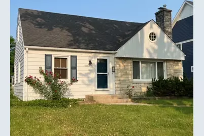 5753 Washington Street, Downers Grove, IL 60516 - Photo 1