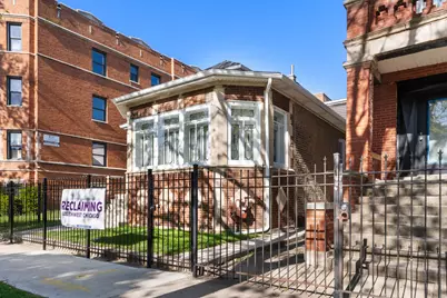 6343 S Campbell Avenue, Chicago, IL 60629 - Photo 1