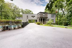 832 Ironwood Dr, Frankfort, IL 60423 - Photo 1