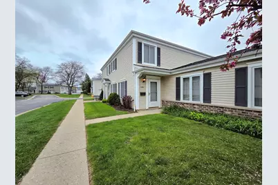 1481 Quaker Lane #117B, Prospect Heights, IL 60070 - Photo 1