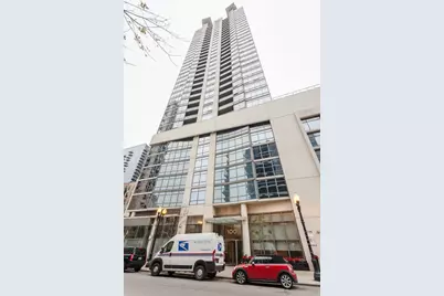 100 E 14th Street #906, Chicago, IL 60605 - Photo 1