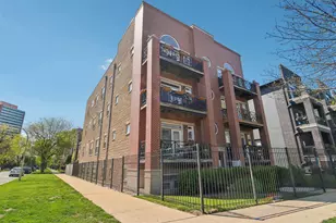 4122 S Vincennes Ave, Chicago, IL 60653 - Photo 1