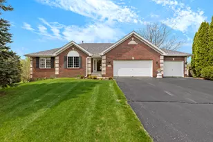 11920 Hunterston Dr, Caledonia, IL 61011 - Photo 1
