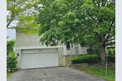 1800 Whirlaway Court E #1800, Glendale Heights, IL 60139 - Photo 1