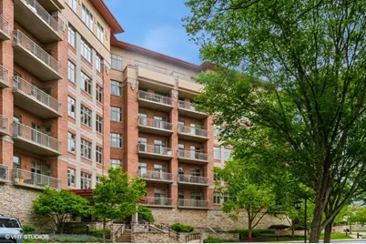 40 Prairie Park Drive #206, Wheeling, IL 60090 - Photo 1