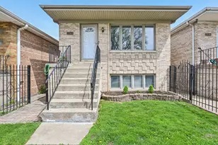 2740 W 35th Pl, Chicago, IL 60632 - Photo 1