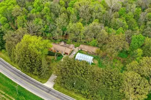 2458 Creek Rd, Plano, IL 60545 - Photo 1