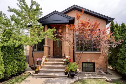 6033 N Jersey Avenue, Chicago, IL 60659 - Photo 1