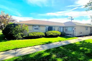 1434 Balmoral Ave, Westchester, IL 60154 - Photo 1