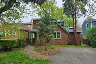 1528 Grove Dr, Round Lake Beach, IL 60073 - Photo 1