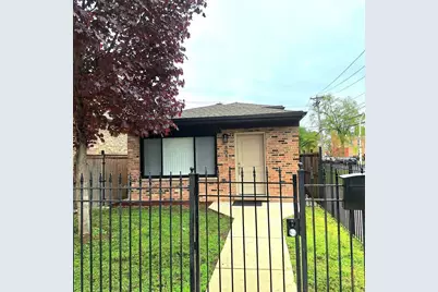 601 N Ridgeway Avenue, Chicago, IL 60624 - Photo 1