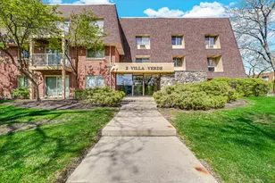 2 Villa Verde Dr, Buffalo Grove, IL 60089 - Photo 1