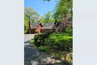 6N241 Roselle Road, Roselle, IL 60172 - Photo 1