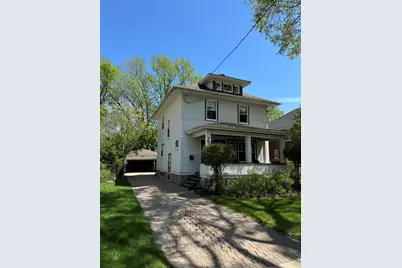 625 Oak Avenue, Aurora, IL 60506 - Photo 1