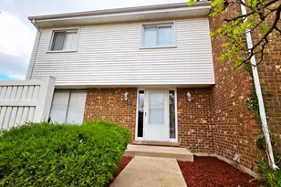 920 White Oak Ln, University Park, IL 60484 - Photo 1