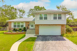 17755 Turtle Creek Dr, Homewood, IL 60430 - Photo 1