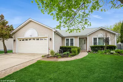 1319 President Street, Glendale Heights, IL 60139 - Photo 1