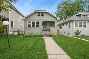 124 S 21st Ave, Maywood, IL 60153 - Photo 1