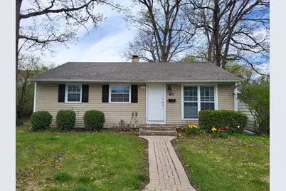 431 Whittier Lane, Mundelein, IL 60060 - Photo 1