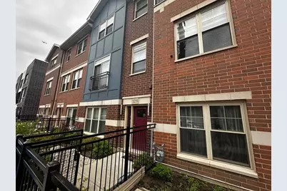 3235 S Stewart Avenue, Chicago, IL 60616 - Photo 1