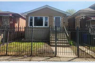7553 S Paxton Avenue, Chicago, IL 60649 - Photo 1