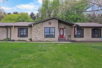 15547 Tower Road, Malta, IL 60150 - Photo 1