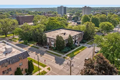 805 N Court Street #104, Rockford, IL 61103 - Photo 1