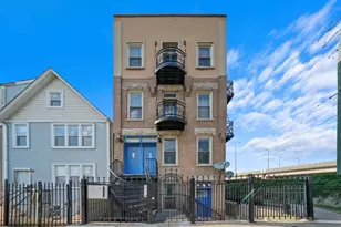 1542 W Wabansia Ave, Chicago, IL 60642 - Photo 1