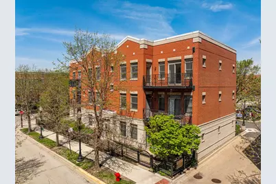 758 W 15th Street #3A, Chicago, IL 60607 - Photo 1