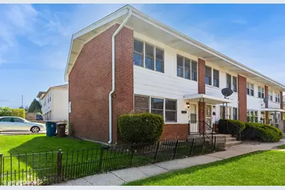 563 Lynn Court #A, Glendale Heights, IL 60139 - Photo 1