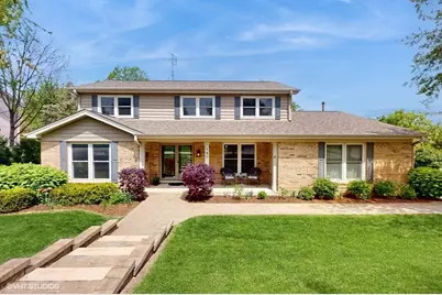 190 Farmgate Drive, Schaumburg, IL 60193 - Photo 1