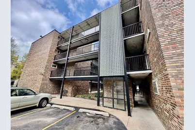 1321 W Birchwood Avenue #301, Chicago, IL 60626 - Photo 1