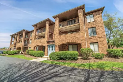 463 Valley Drive #303, Naperville, IL 60563 - Photo 1