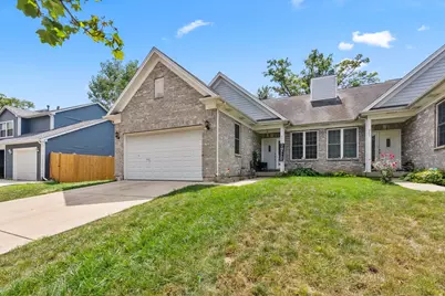 260-262 Chaparral Circle, Elgin, IL 60120 - Photo 1