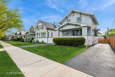 4415 N Kenneth Avenue, Chicago, IL 60630 - Photo 1